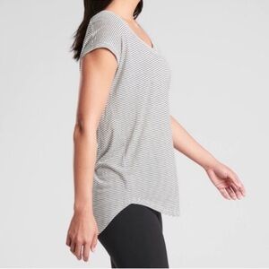 Athleta Cloudlight Striped Tee Size Small Gray Lightweight Cap Sleeve Top